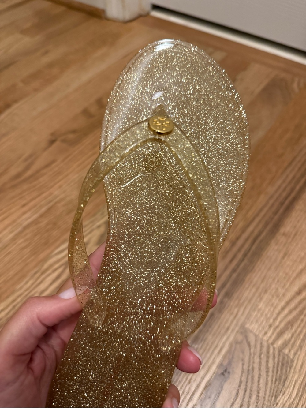 Tory Burch Gold Glitter Jelly Thong Sandals with Logo Medallion - Picture 3 of 4